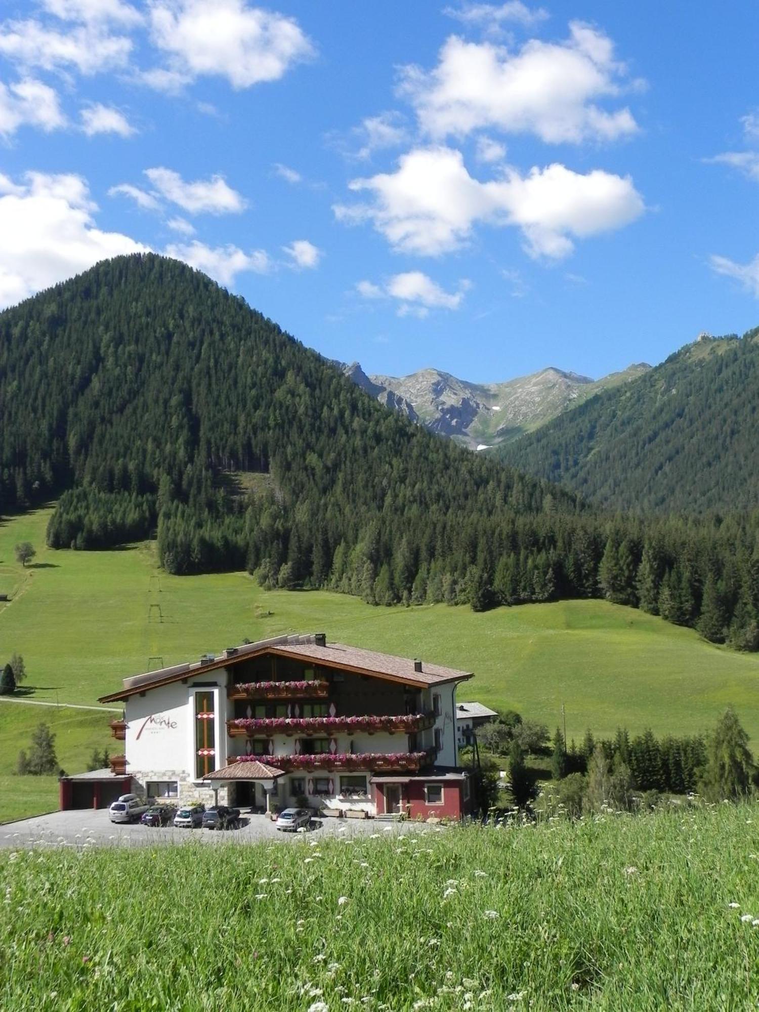 كارتياسش Aparthotel Garni Monte المظهر الخارجي الصورة